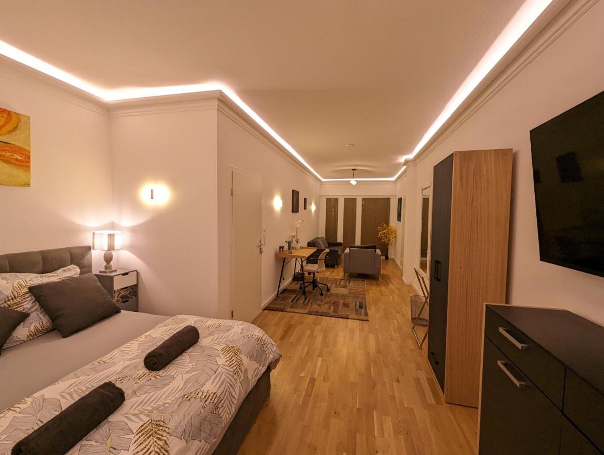 Gemuetliche Zimmer Im Herzen Der Stadt Em-Apartments Deutschland ビーレフェルト エクステリア 写真