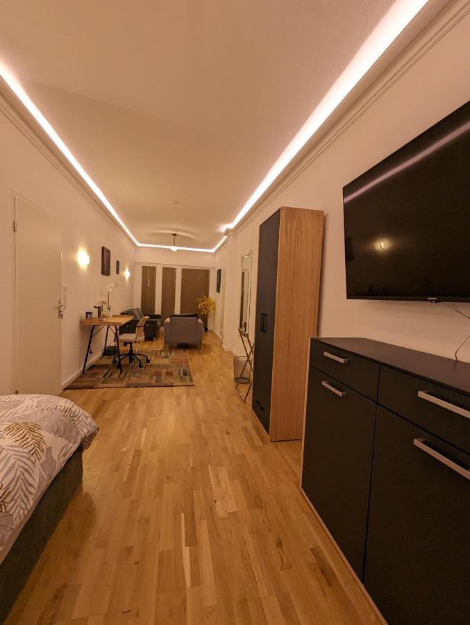 Gemuetliche Zimmer Im Herzen Der Stadt Em-Apartments Deutschland ビーレフェルト エクステリア 写真