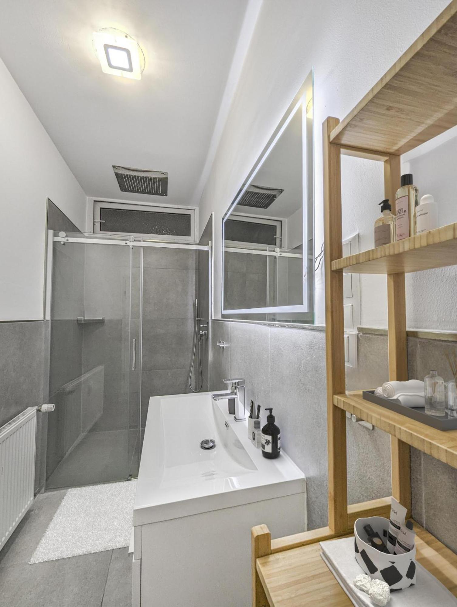Gemuetliche Zimmer Im Herzen Der Stadt Em-Apartments Deutschland ビーレフェルト エクステリア 写真